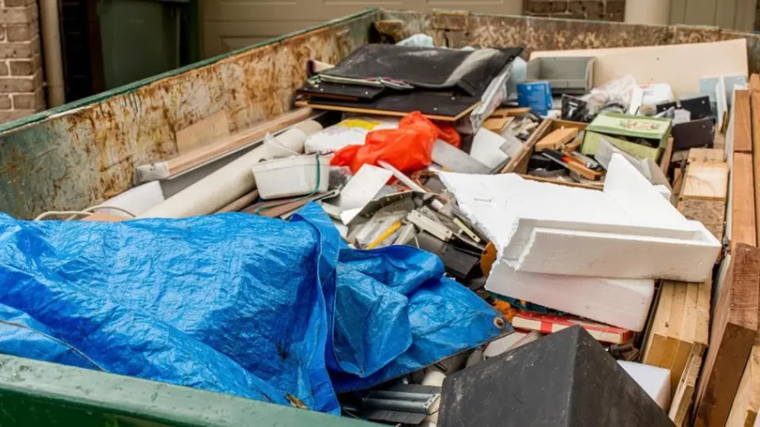 A Complete Guide to Residential Junk Removal in Los Angeles